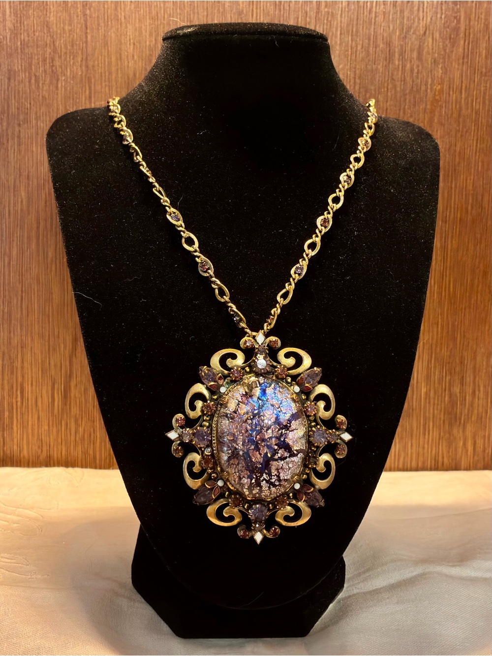 RARE Signed HOBE "Jewels of Legendary Splendor" Confetti Glass Necklace Set